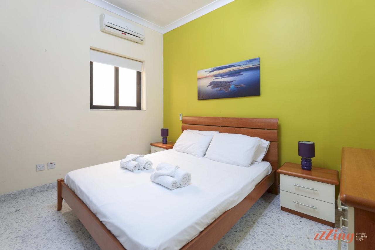 Beachfront 2 Bedroom Holiday Home Is-Sellum Экстерьер фото