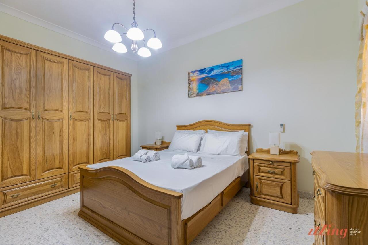 Beachfront 2 Bedroom Holiday Home Is-Sellum Экстерьер фото